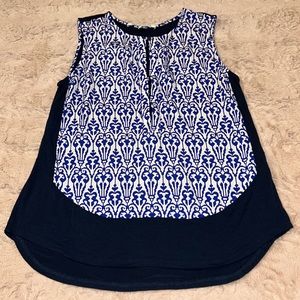 Size L sleeveless blouse • Collective Concepts